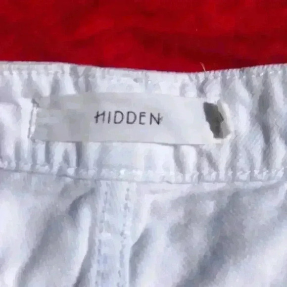 HIDDEN WHITE HIGH WAIST FRAYED HEM R  CUTOFF SHORTS SIZE MEDIUM - Picture 10 of 13